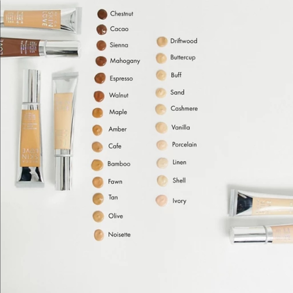 New BECCA’s Skin Love Cacao Blur Foundation - Picture 5 of 8
